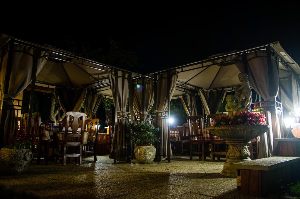 Penzion Vila Petra Bed&Breakfast Вельки-Славков Экстерьер фото
