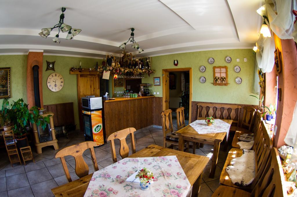 Penzion Vila Petra Bed&Breakfast Вельки-Славков Экстерьер фото